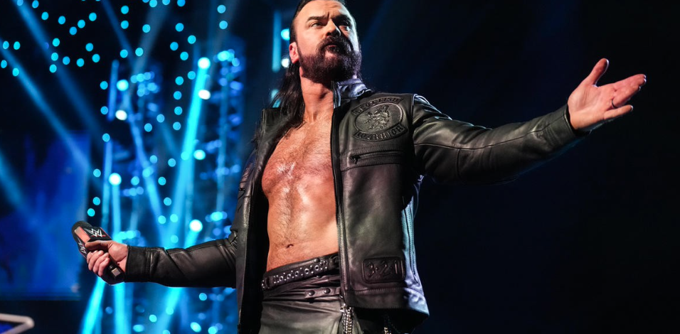 Drew McIntyre Renueva con WWE: Celebración y Expectativas