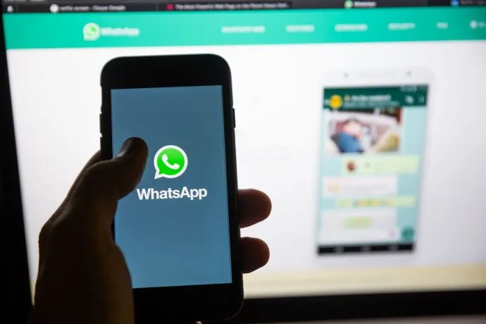 WhatsApp: Lee tus mensajes con el celular apagado