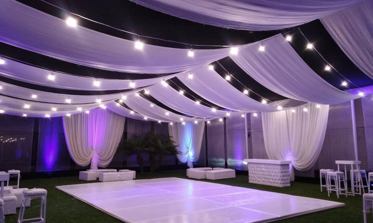 Modernos toldos para eventos al aire libre