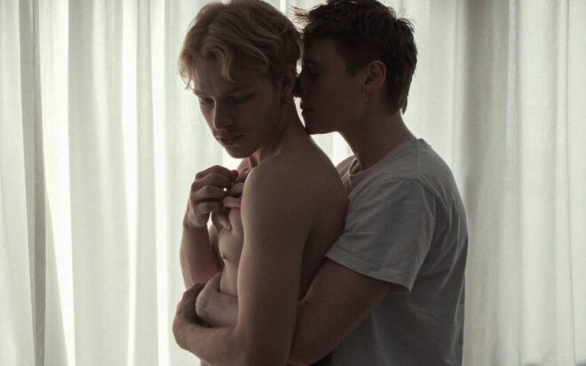 «Sauna»: Un retrato crudo y auténtico del amor queer y la búsqueda de identidad