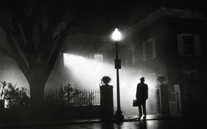 Confirman el posible título de la nueva película de «El Exorcista» de Mike Flanagan