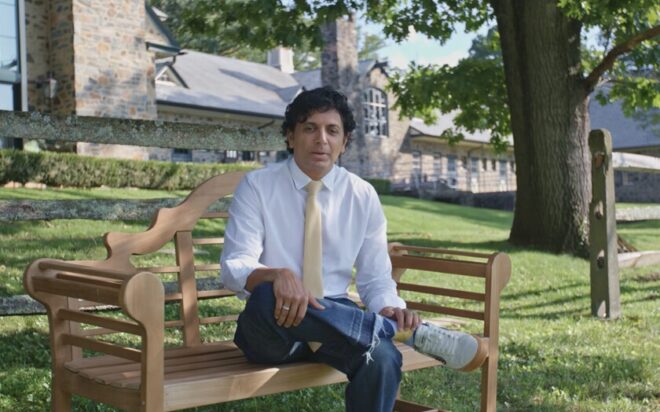 M. Night Shyamalan abre canal en YouTube para explorar sus miedos
