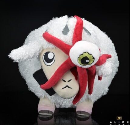 NECA Presenta Peluche de la Oveja de Alien Earth con Parásito Ocular