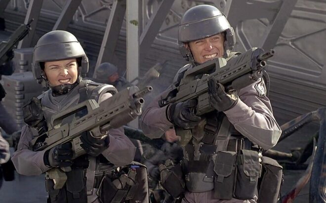 Starship Troopers: La razón de su fracaso en taquilla