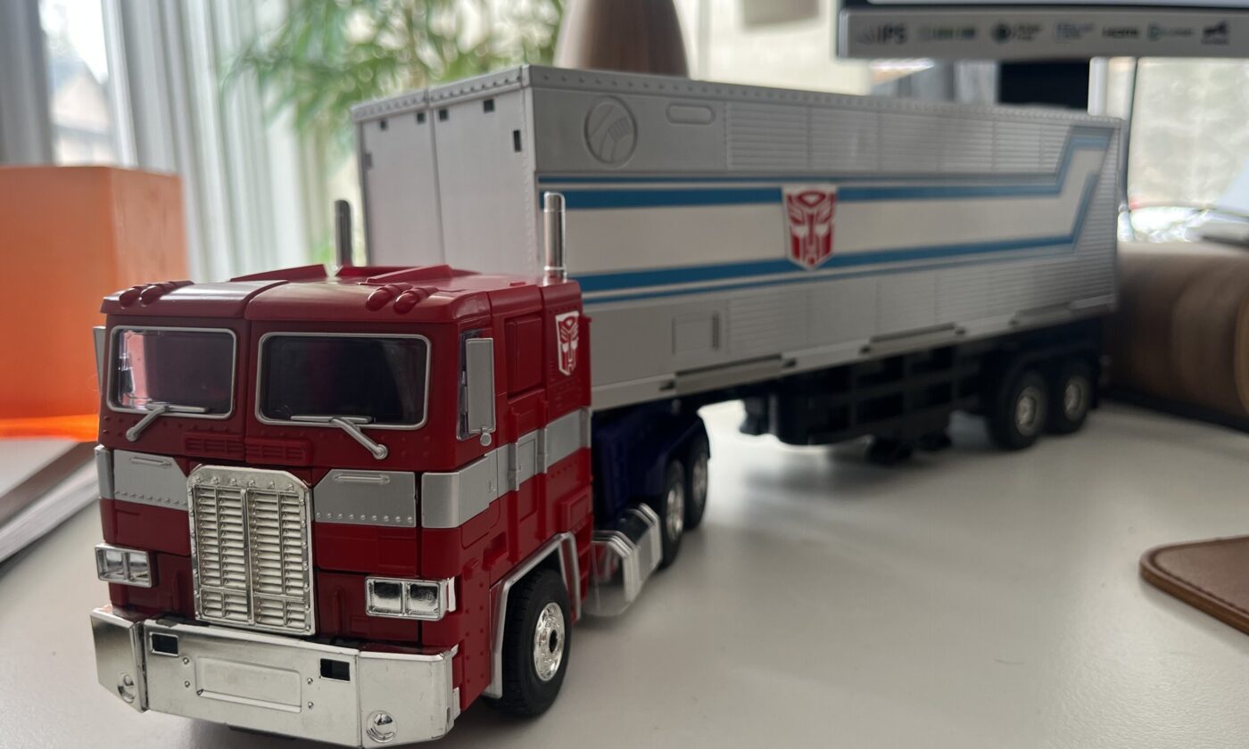 ‘Transformers: The Movie’ extiende su reestreno tras sorprender en taquilla