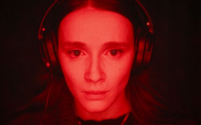 Karl Glusman y Juliette Gariépy se unen a Halsey en el thriller de horror psicosexual Replacer