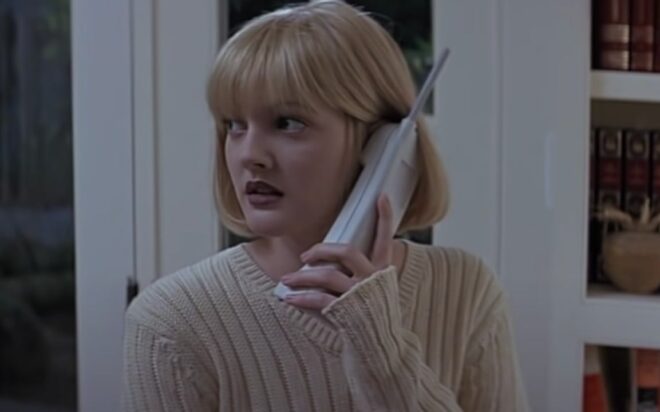 Drew Barrymore y Ghostface se reencuentran en un anuncio