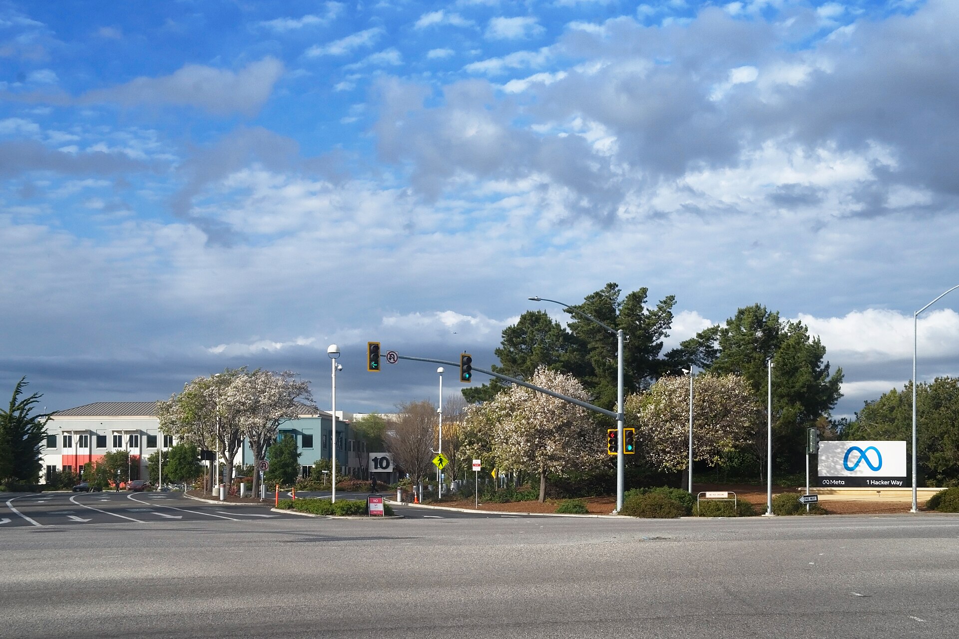 Sede de Meta en Menlo Park, empresa retratada en The Social Reckoning de Aaron Sorkin