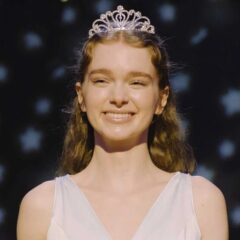 Mike Flanagan revela cómo una canción reescribió el final de su serie Carrie