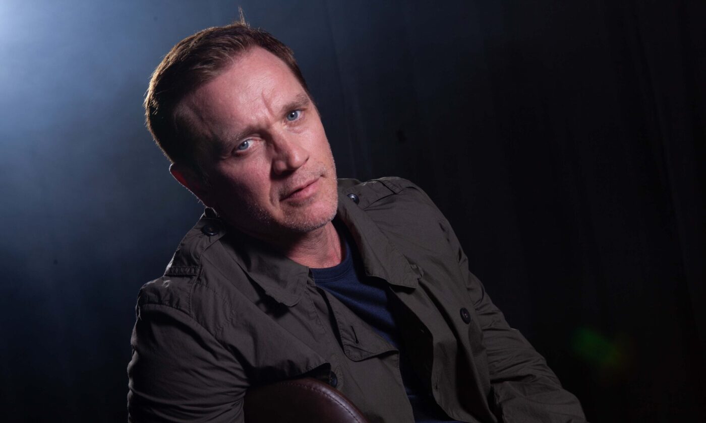 Devon Sawa, de ídolo juvenil a ícono del horror, conducirá los FANGORIA Chainsaw Awards 2026
